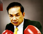 Songchai begs the committee to pay close attention to the boxers in the Suek Wan Songchai program